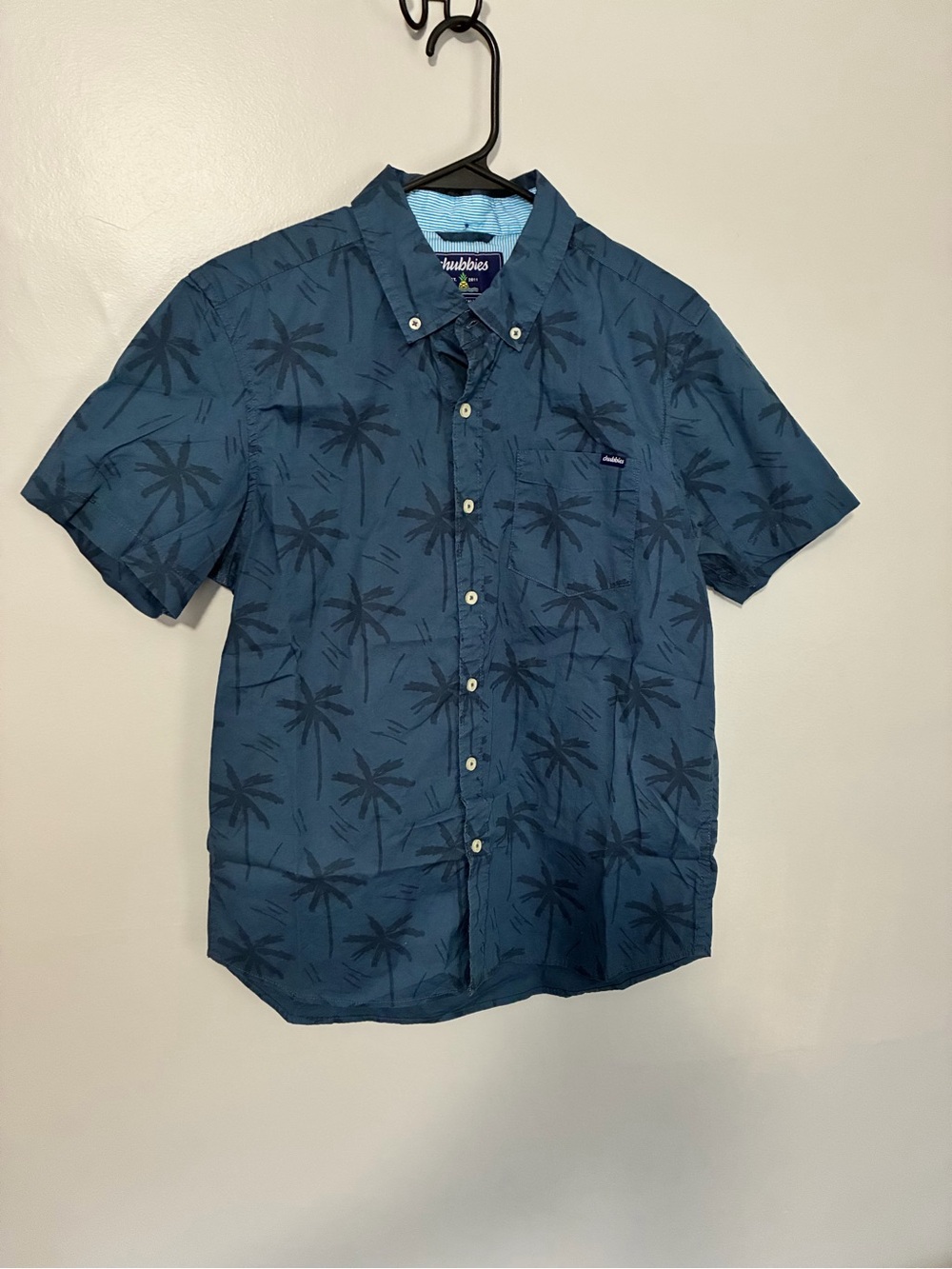 chubbies Navy Blue Short-Sleeve Palm Print Button-Up Shirt men’s small